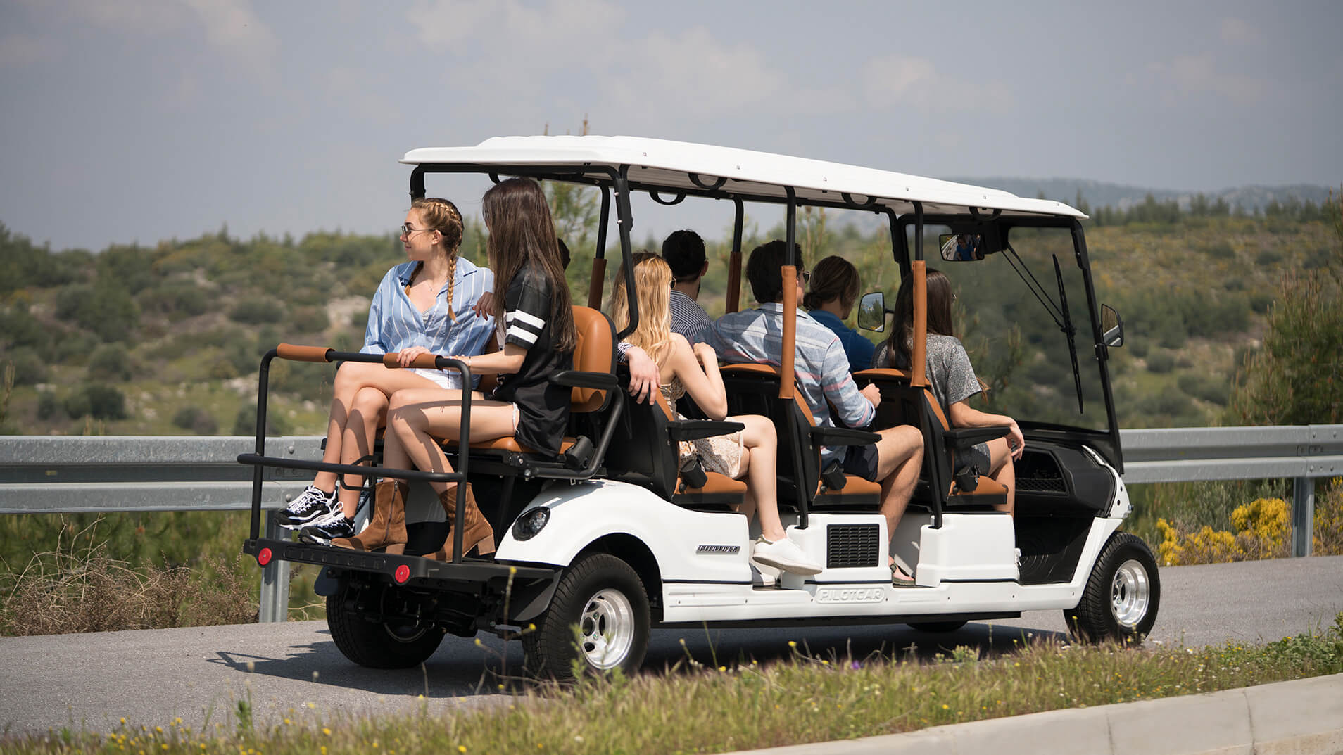 PC-6 GOLFCART